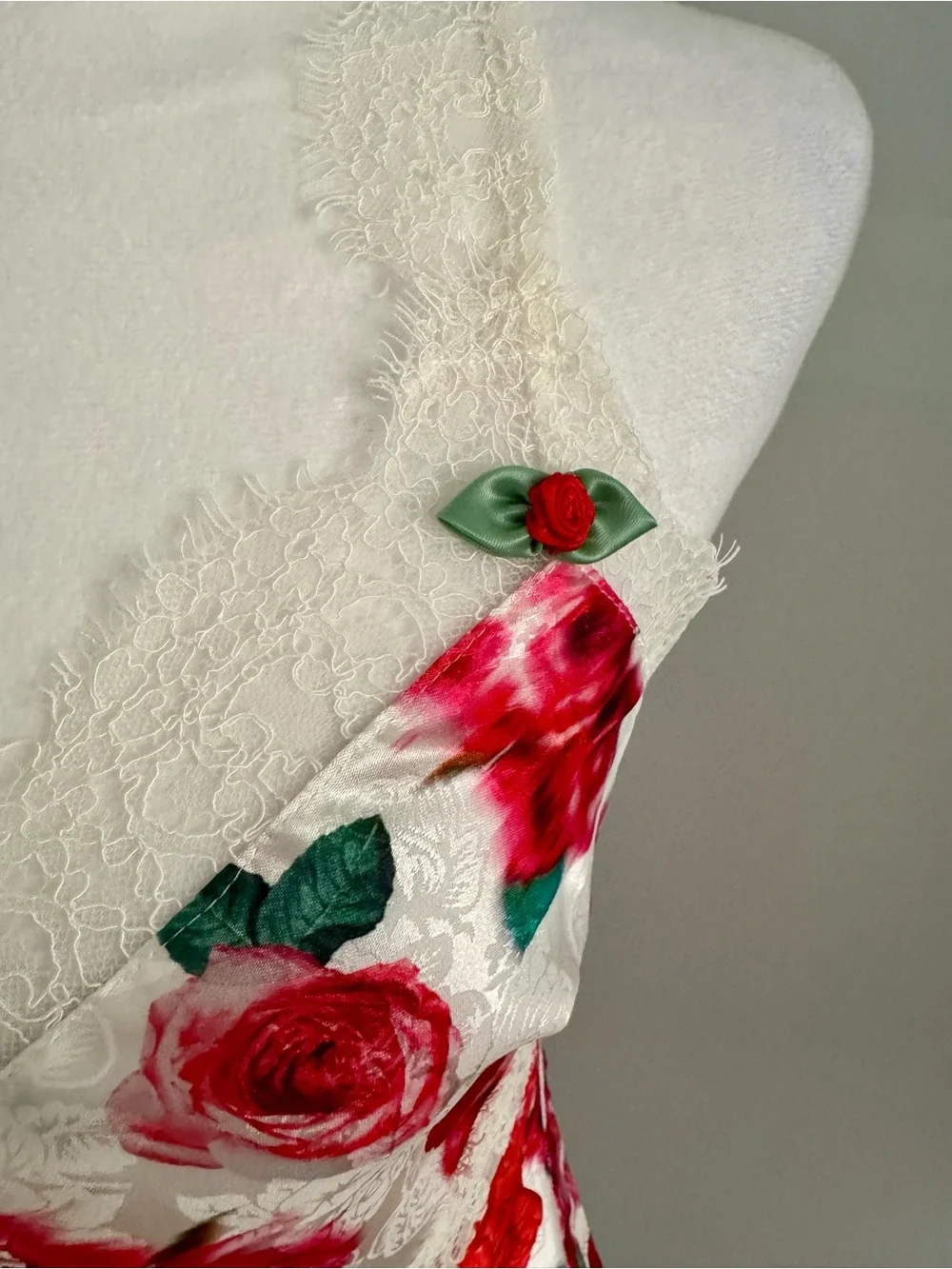 NWT (S) For Love & Lemons Carol Halter Slip Dress - Cottage Rose Satin - Picture 7 of 11
